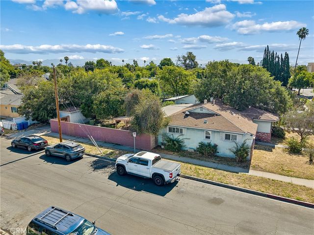14757 Hartland, Van Nuys, CA 91405