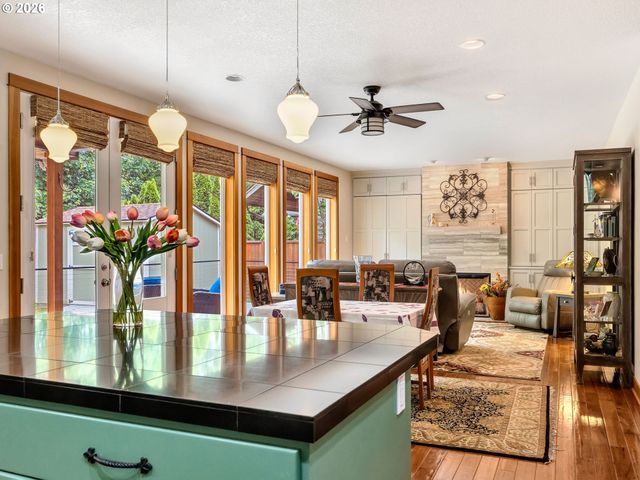 1390 SEA RIDGE Ln, Gearhart, OR 97138