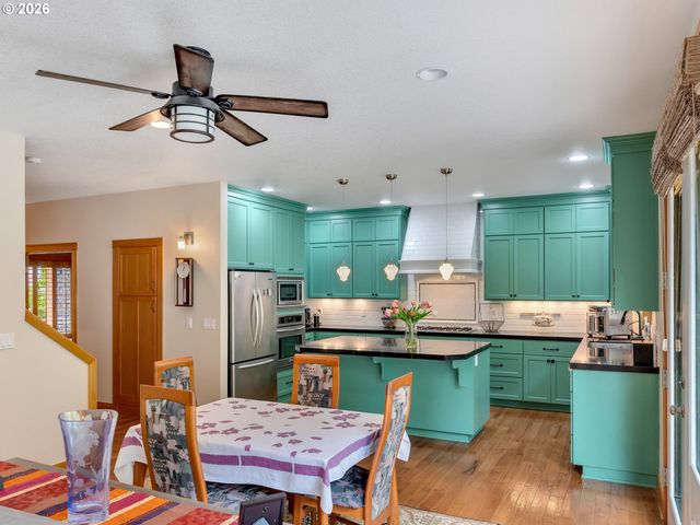1390 SEA RIDGE Ln, Gearhart, OR 97138