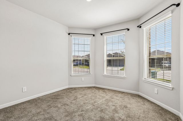 617 Amber Fields Drive, Krum, TX 76249