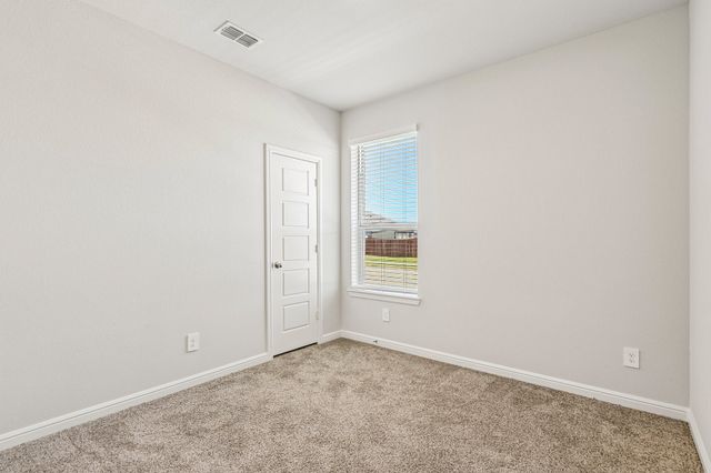 617 Amber Fields Drive, Krum, TX 76249