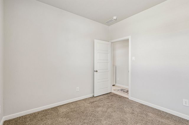 617 Amber Fields Drive, Krum, TX 76249