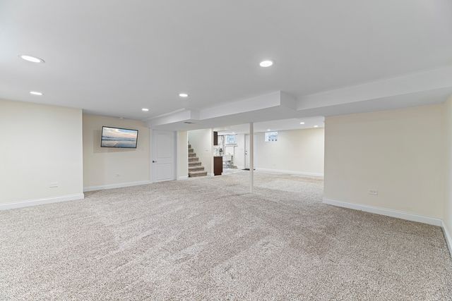 8926 Menard Avenue, Morton Grove, IL 60053