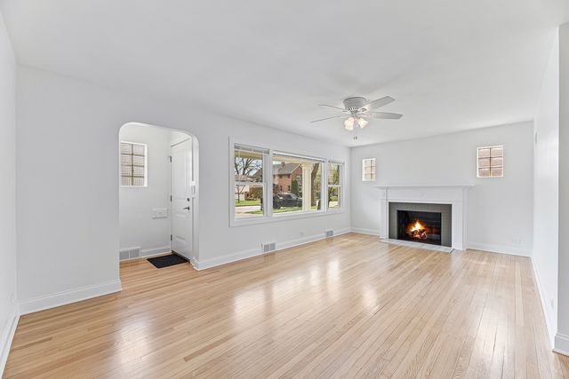 8926 Menard Avenue, Morton Grove, IL 60053