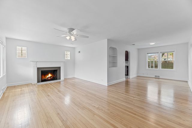 8926 Menard Avenue, Morton Grove, IL 60053