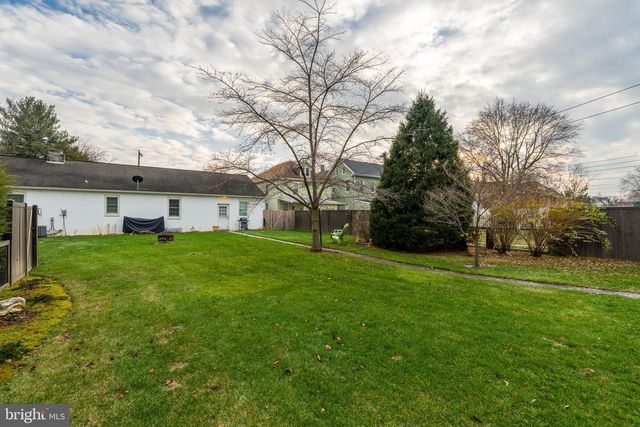 141 E LINCOLN AVE, Lititz, PA 17543