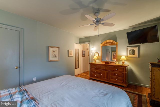 141 E LINCOLN AVE, Lititz, PA 17543