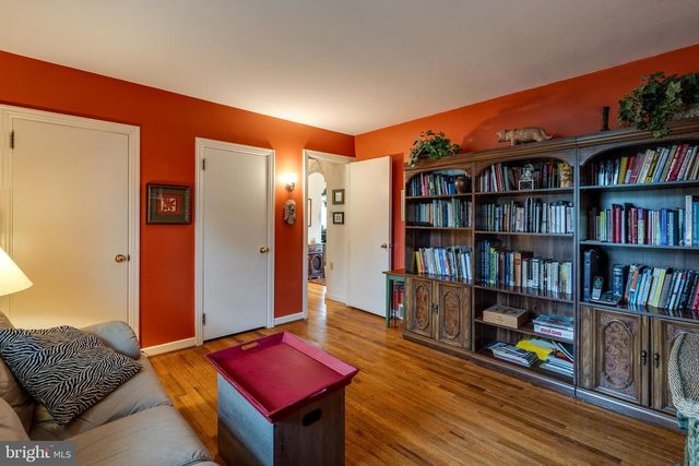 141 E LINCOLN AVE, Lititz, PA 17543