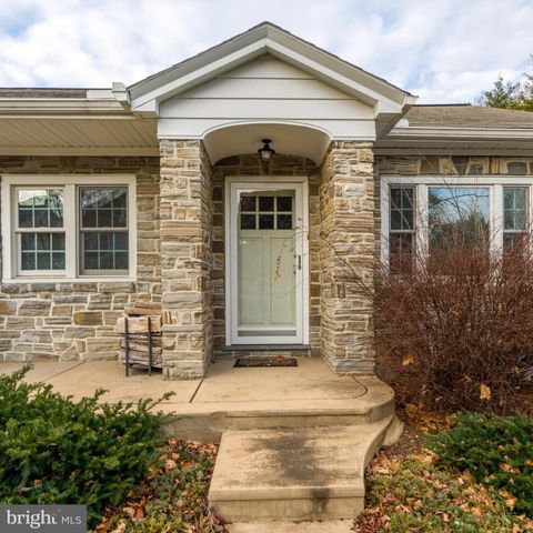 141 E LINCOLN AVE, Lititz, PA 17543