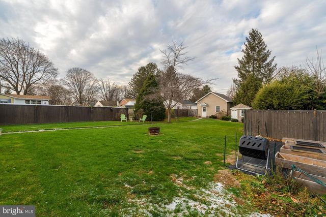 141 E LINCOLN AVE, Lititz, PA 17543