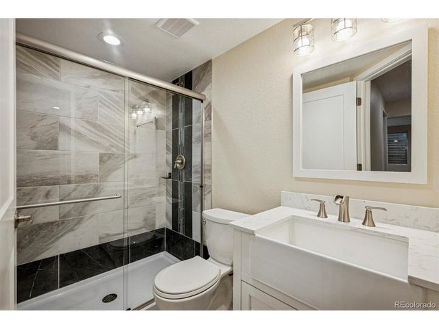 11077 W Roxbury Ave, Littleton, CO 80127