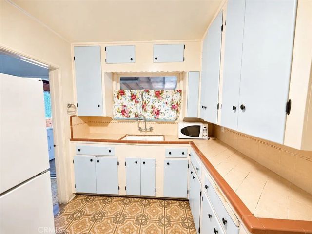 1335 S Hamilton, Pomona, CA 91766