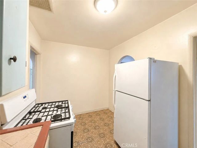 1335 S Hamilton, Pomona, CA 91766