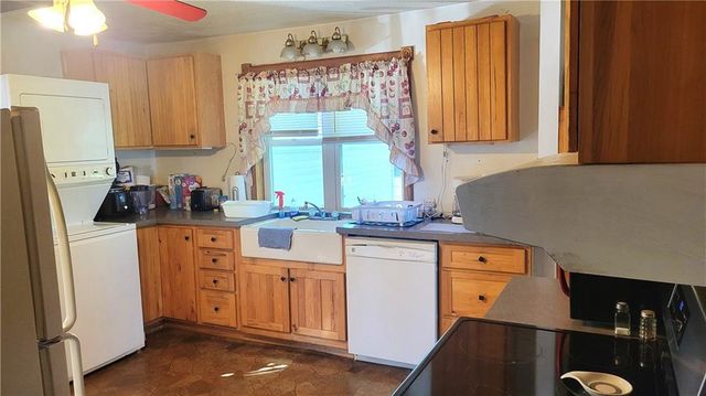 503 W Eau Claire Street, Rice Lake, WI 54868