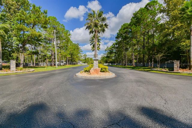 8017 WOODLEAF BOULEVARD, Wesley Chapel, FL 33544