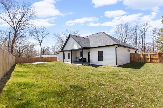 1020 CRESTLAND AVE, Columbia, MO 65203