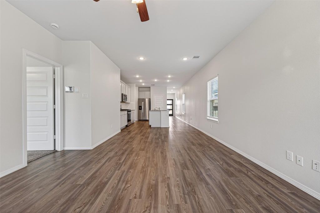 Image 11 of property listing at 23222 Spring Genesis Ln Lane, Katy, TX 77493