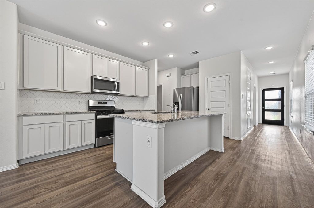 Image 15 of property listing at 23222 Spring Genesis Ln Lane, Katy, TX 77493