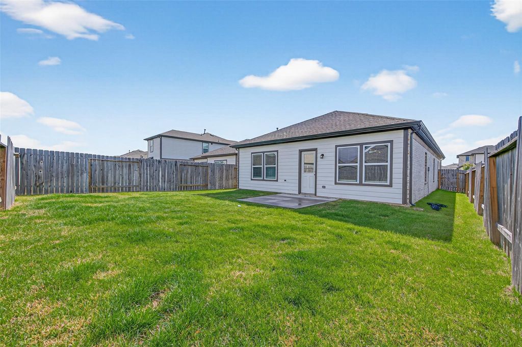 Image 40 of property listing at 23222 Spring Genesis Ln Lane, Katy, TX 77493