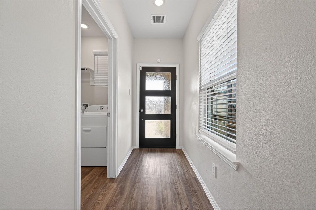 Image 6 of property listing at 23222 Spring Genesis Ln Lane, Katy, TX 77493