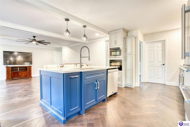 14010 Echo Hill Trail, Louisville, KY 40299