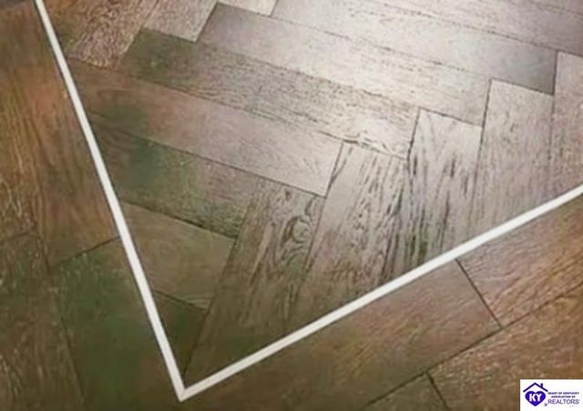 14010 Echo Hill Trail, Louisville, KY 40299