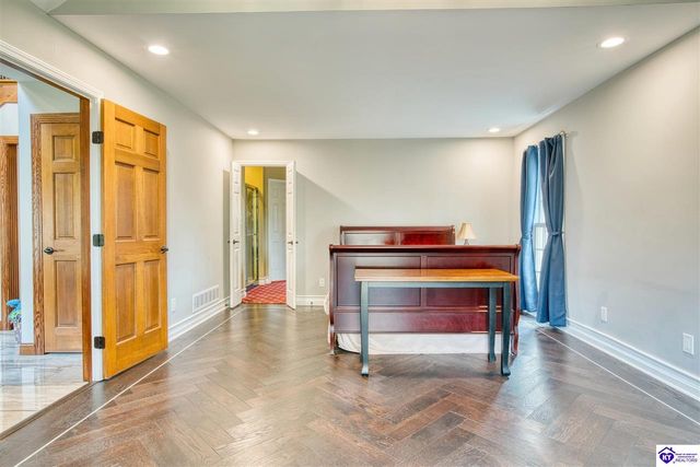 14010 Echo Hill Trail, Louisville, KY 40299