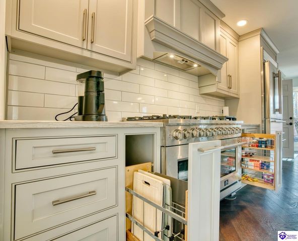 14010 Echo Hill Trail, Louisville, KY 40299