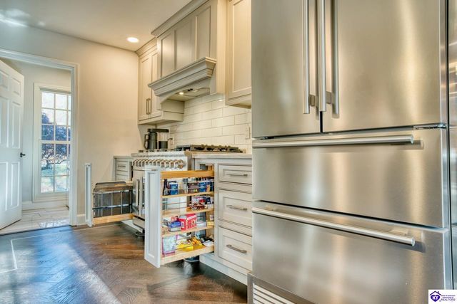 14010 Echo Hill Trail, Louisville, KY 40299