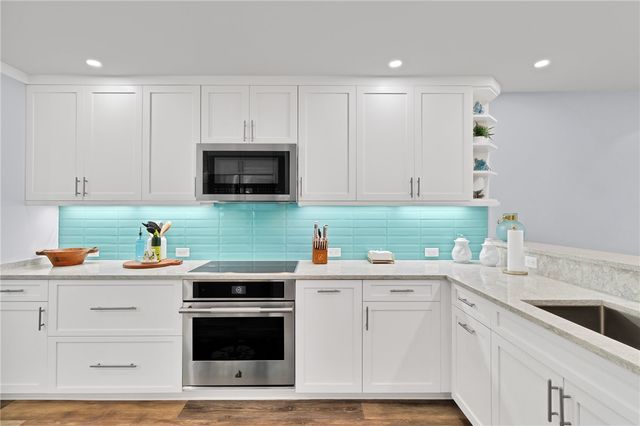 5250 E Harbor Village Drive 102, Vero Beach, FL 32967