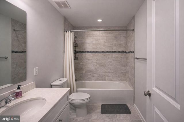 9009 VILLAGE SPRINGS DR, Upper Marlboro, MD 20772