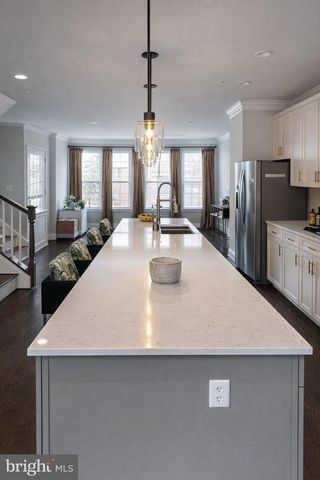 9009 VILLAGE SPRINGS DR, Upper Marlboro, MD 20772