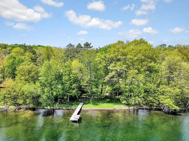 2122 N Twin Lakes Street, Saint Croix Falls, WI 54024