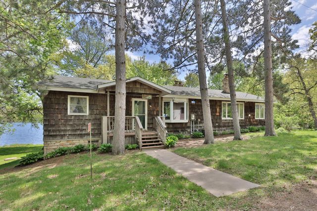 2122 N Twin Lakes Street, Saint Croix Falls, WI 54024