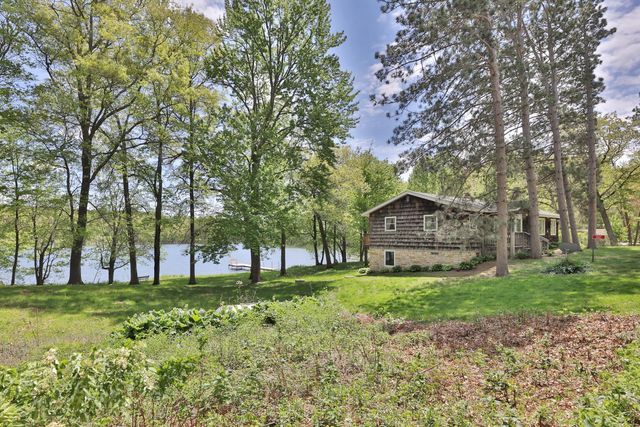 2122 N Twin Lakes Street, Saint Croix Falls, WI 54024