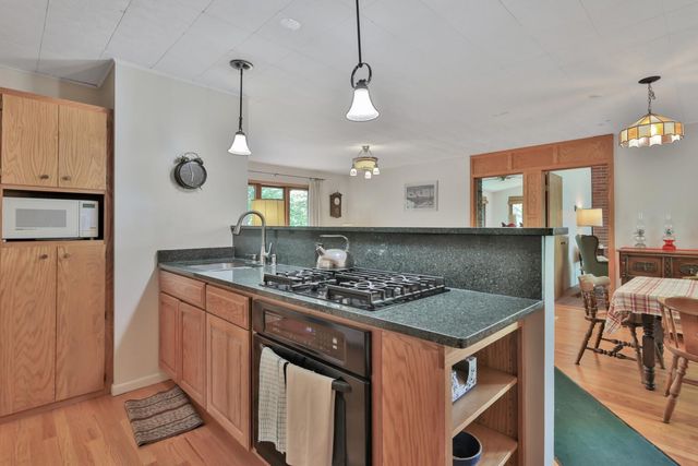 2122 N Twin Lakes Street, Saint Croix Falls, WI 54024