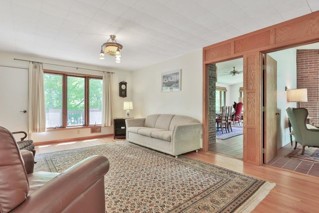 2122 N Twin Lakes Street, Saint Croix Falls, WI 54024