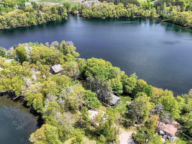 2122 N Twin Lakes Street, Saint Croix Falls, WI 54024
