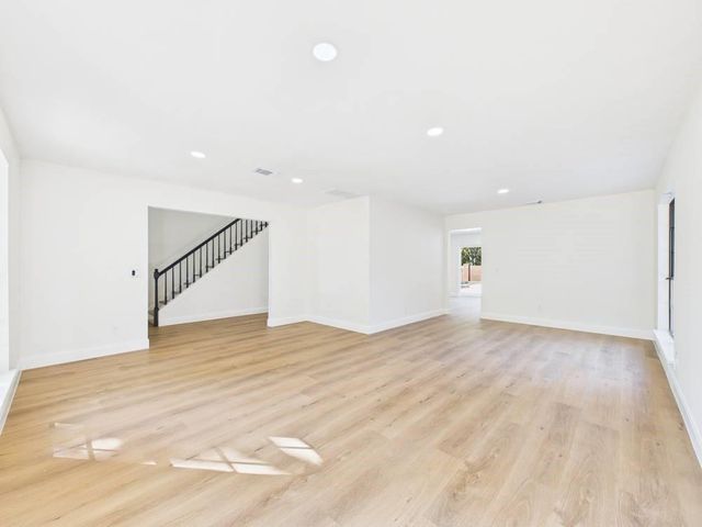 2012 Catamaran Drive, League City, TX 77573