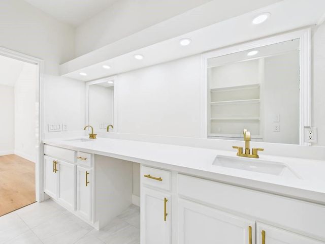 2012 Catamaran Drive, League City, TX 77573