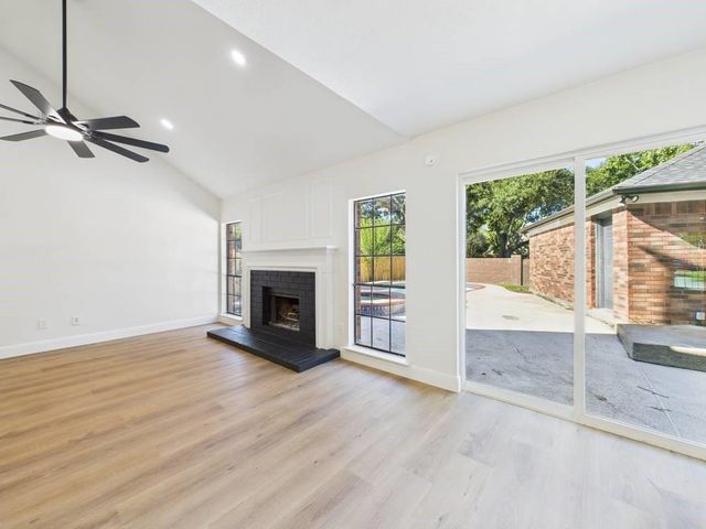 2012 Catamaran Drive, League City, TX 77573