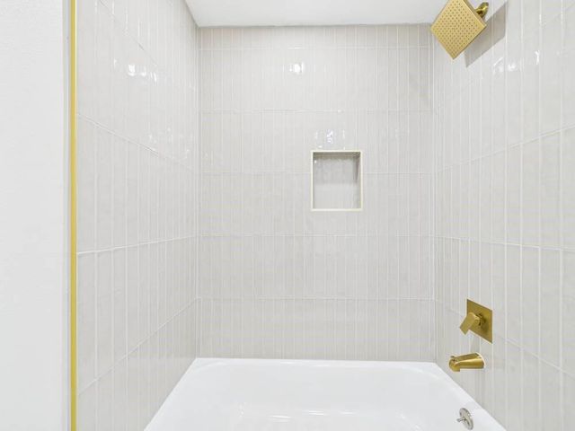 2012 Catamaran Drive, League City, TX 77573