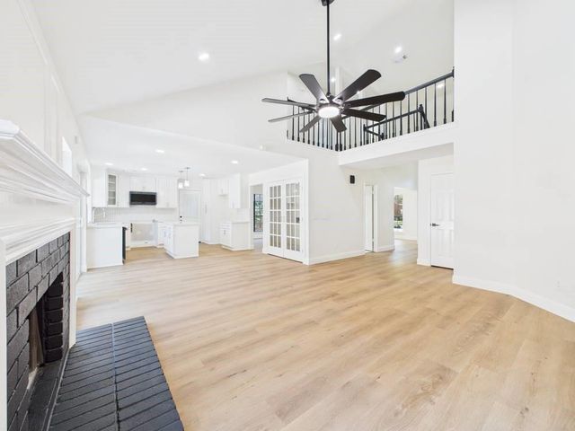 2012 Catamaran Drive, League City, TX 77573