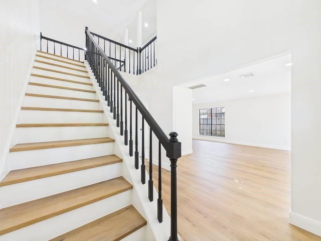 2012 Catamaran Drive, League City, TX 77573