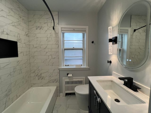 1410 Central Street 1E, Evanston, IL 60201