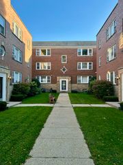 1410 Central Street 1E, Evanston, IL 60201