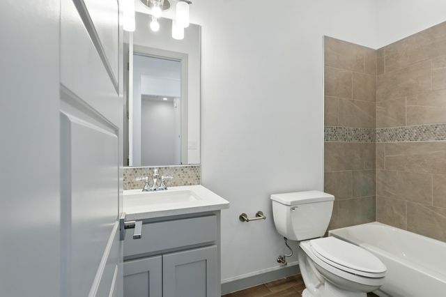 1670 Tesoro Loop NW, Los Lunas, NM 87031