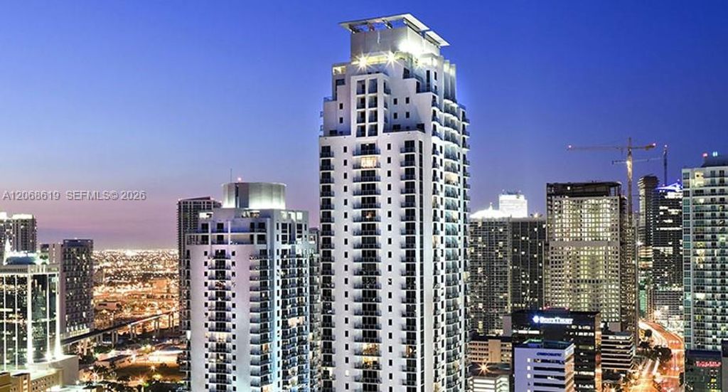 1060 Brickell Avenue 1501, Miami, FL 33131