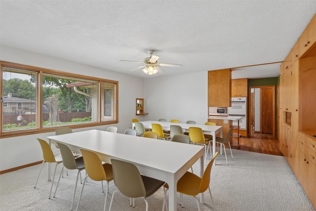 2924 Patricia Drive, Urbandale, IA 50322