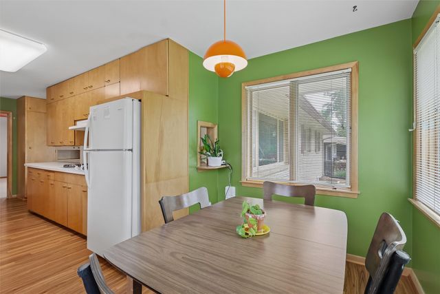 2924 Patricia Drive, Urbandale, IA 50322